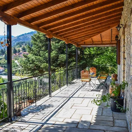 γήλοφος Ano Trikala
